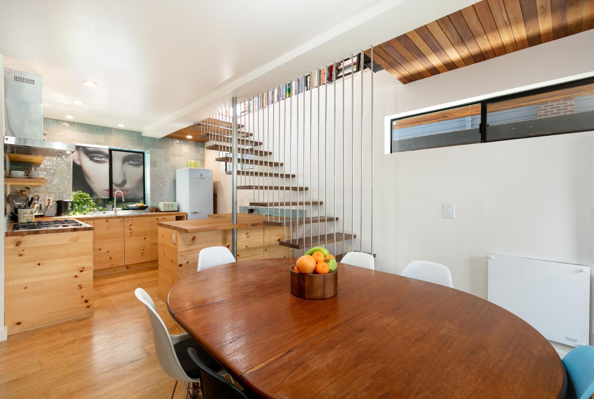 Venice Beach Studio With Large Private Patio Steps To The Beach 로스앤젤레스 외부 사진