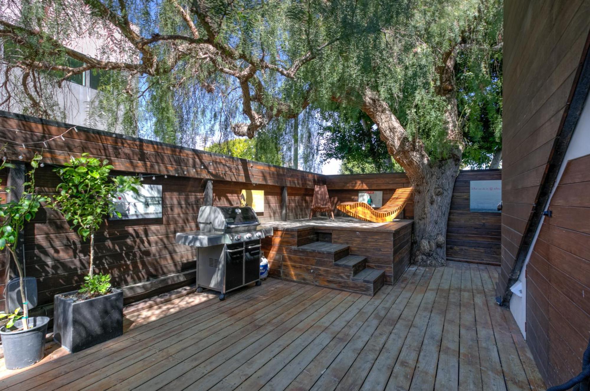 Venice Beach Studio With Large Private Patio Steps To The Beach 로스앤젤레스 외부 사진