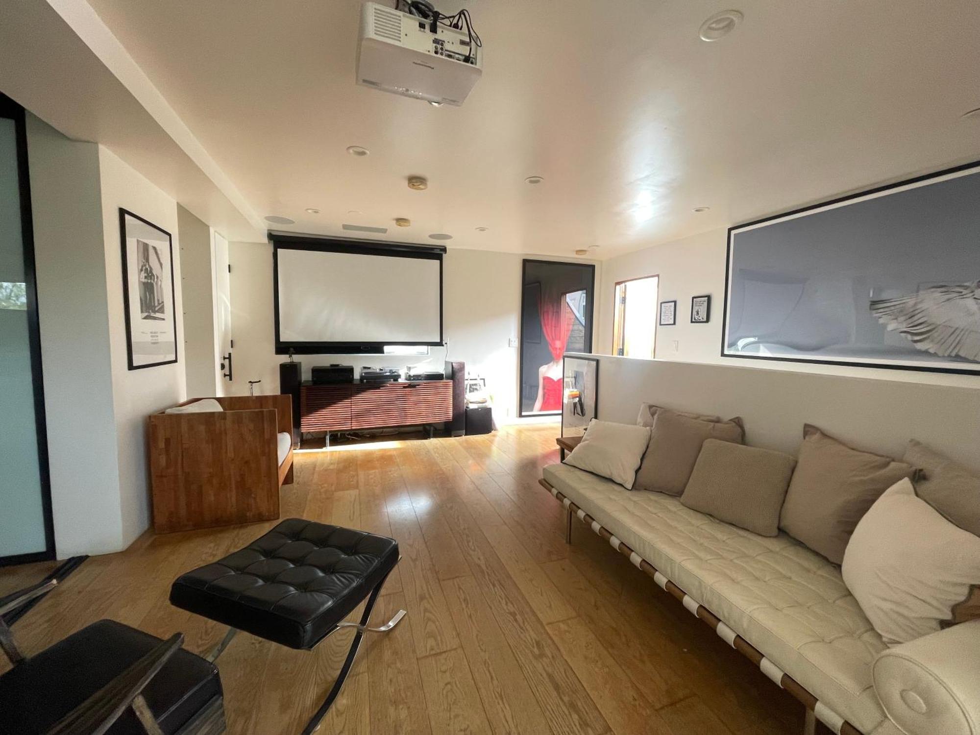 Venice Beach Studio With Large Private Patio Steps To The Beach 로스앤젤레스 외부 사진
